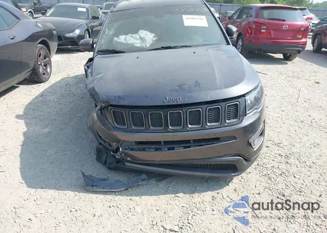 2021 Jeep Compass 80Th Anniversary 4X4 из США, поврежденный, VIN 3C4NJDEB3MT570457